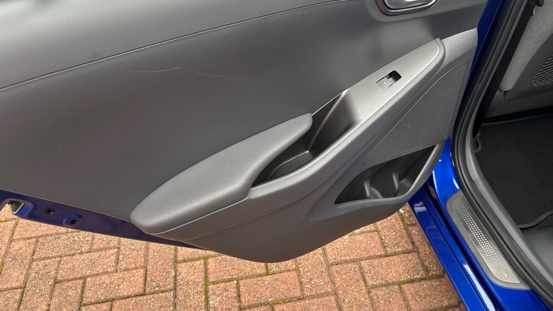 Hyundai IONIQ 1.6 GDi Hybrid Premium 5dr DCT Hybrid Hatchback